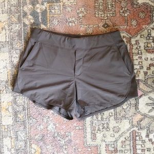 EUC Athleta Shorts Size 6